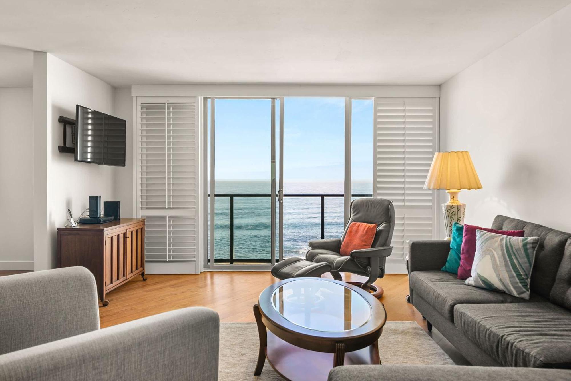 Waterfront Unmatched Views And Prime Location San Diego